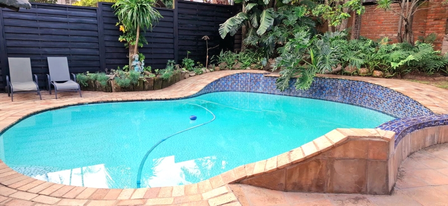 5 Bedroom Property for Sale in Beacon Bay Eastern Cape